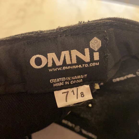 UH Manoa Omni hat 7 1/8 - Picture 6 of 8